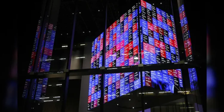 US Tax Bill Sparks Bond Market Turmoil, Affecting India’s Foreign Investment Inflows US Tax Bill Sparks Bond Market Turmoil, Affecting India’s Foreign Investment Inflows